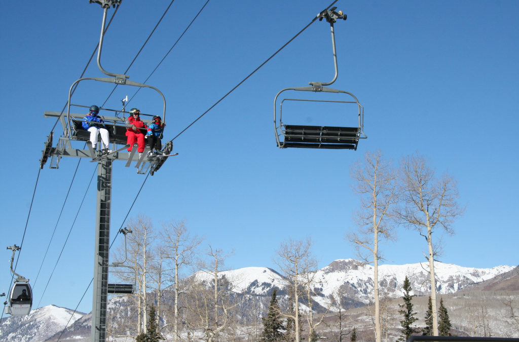 Colorado ski resorts work to stay open as COVID-19 surges across country